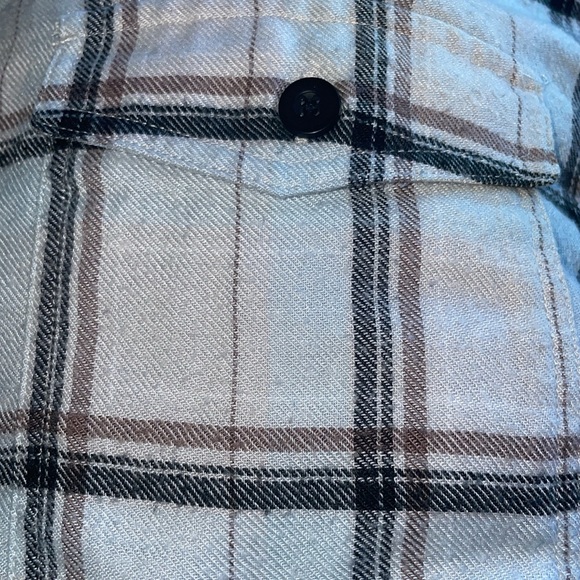 PreOwned Like New Blue Ocean Color Flannel Size Medium  Lost Company. - Picture 8 of 11